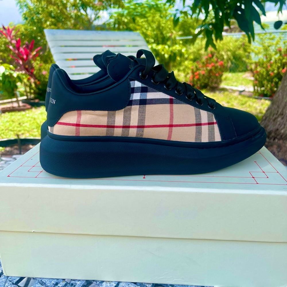 ALEXANDER MCQUEEN | NEW SHOES | COME WITH ORIGINAL BOX SIZE 43 - Picture 3 of 6